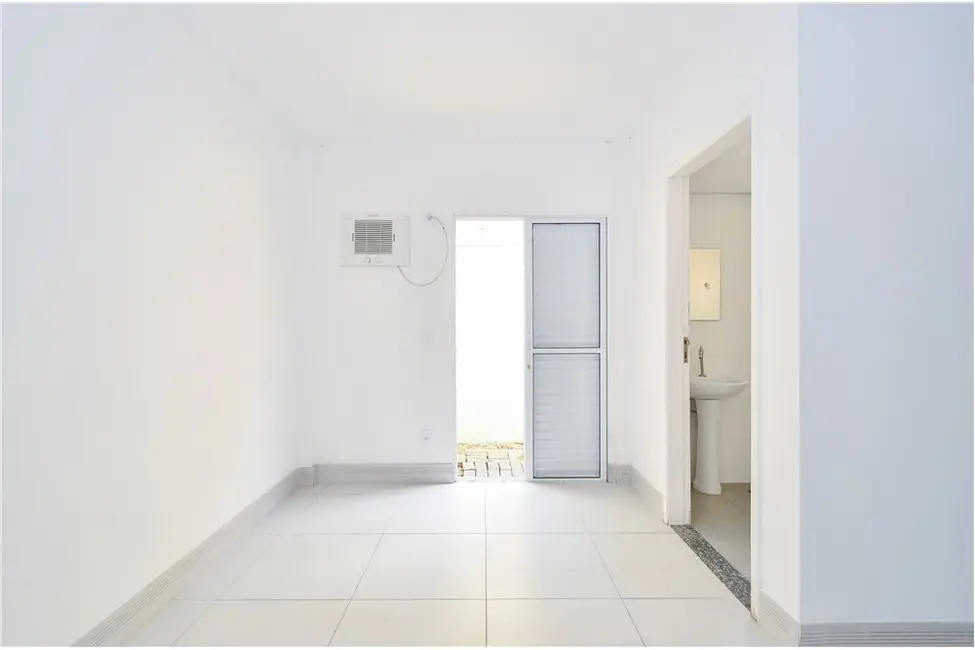 Kitnet com 1 quarto à venda, 26m2 em Vila Santa Catarina, São Paulo - SP - imagem 2 Foto 2 de Kitnet com 1 quarto à venda, 26m2 em Vila Santa Catarina, São Paulo - SP