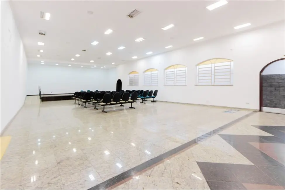 Armazém / Galpão à venda, 228m2 em Vila Santa Isabel, São Paulo - SP - imagem 8 Foto 8 de Armazém / Galpão à venda, 228m2 em Vila Santa Isabel, São Paulo - SP