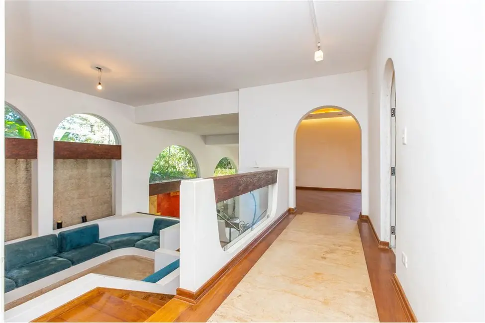 Casa de Condomínio com 4 quartos à venda, 647m2 em Jardim Guedala, São Paulo - SP - imagem 2 Foto 2 de Casa de Condomínio com 4 quartos à venda, 647m2 em Jardim Guedala, São Paulo - SP