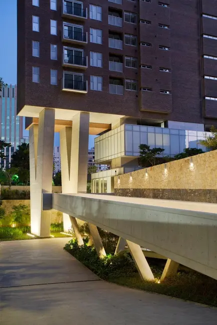 Cobertura com 3 quartos à venda, 418m2 em Itaim Bibi, São Paulo - SP - imagem 1 Foto 1 de Cobertura com 3 quartos à venda, 418m2 em Itaim Bibi, São Paulo - SP