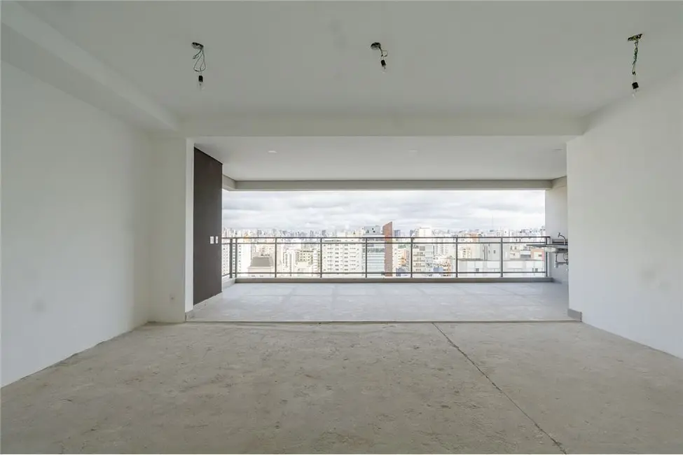 Apartamento com 3 quartos à venda, 158m2 em Moema, São Paulo - SP - imagem 1 Foto 1 de Apartamento com 3 quartos à venda, 158m2 em Moema, São Paulo - SP