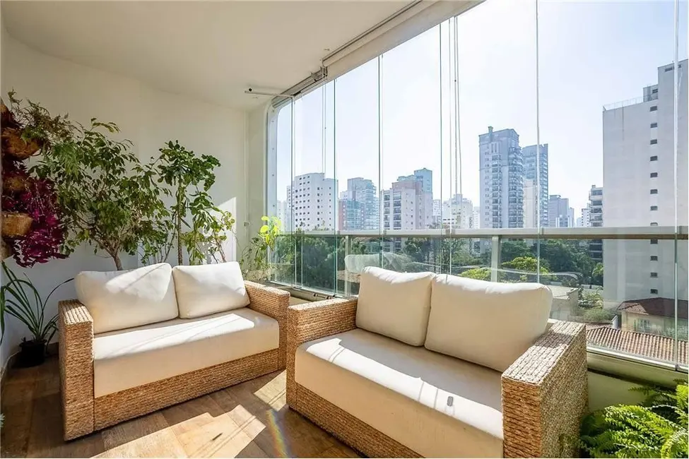Foto 2 de Apartamento com 4 quartos à venda, 196m2 em Moema, São Paulo - SP