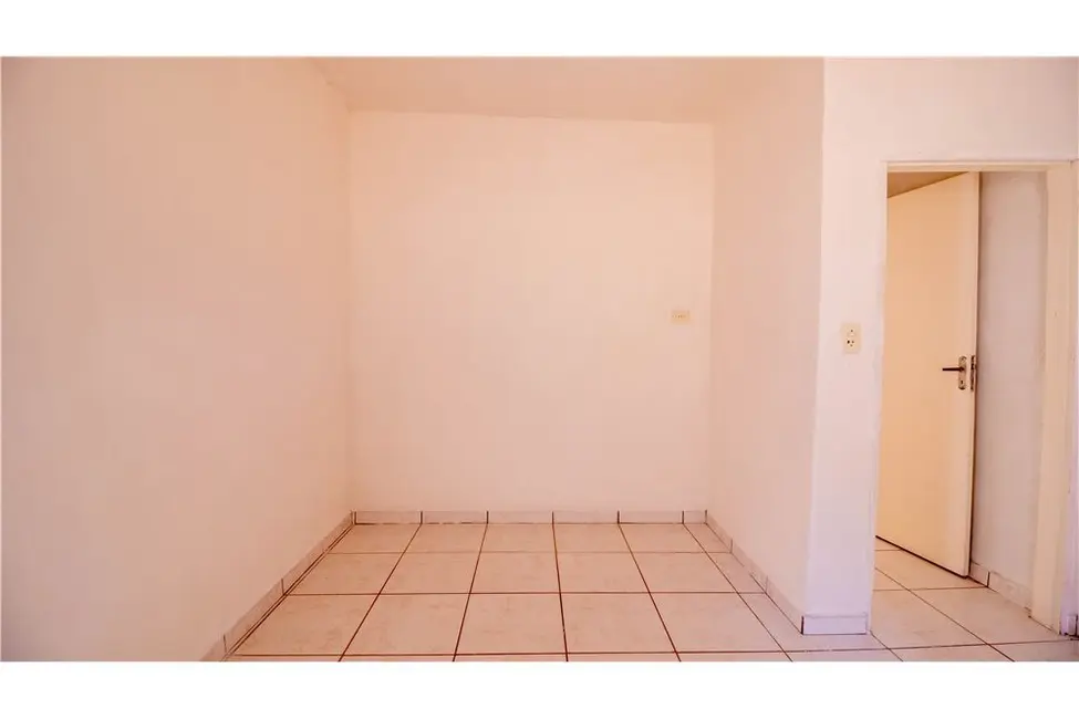 Foto 2 de Casa de Condomínio com 3 quartos à venda, 81m2 em Parque São Luiz, Jundiai - SP