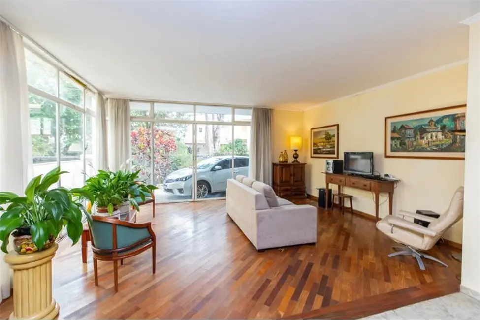 Foto 4 de Casa de Condomínio com 7 quartos à venda, 341m2 em Granja Julieta, São Paulo - SP