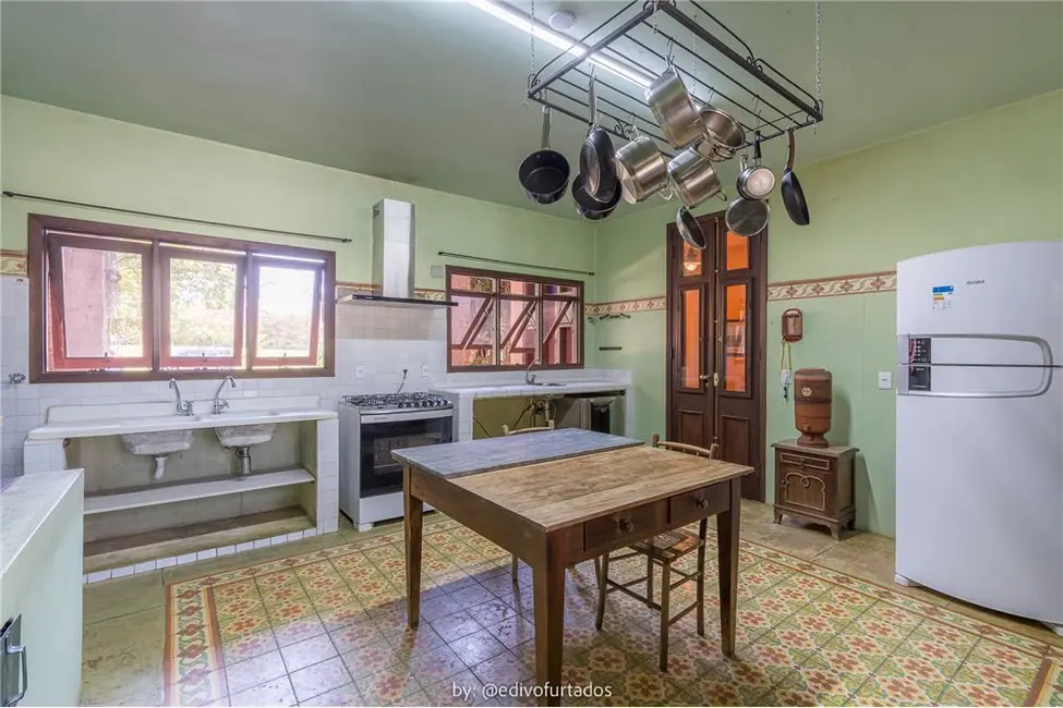 Casa de Condomínio com 4 quartos à venda, 711m2 em Jardim Portugal, Valinhos - SP - imagem 5 Foto 5 de Casa de Condomínio com 4 quartos à venda, 711m2 em Jardim Portugal, Valinhos - SP