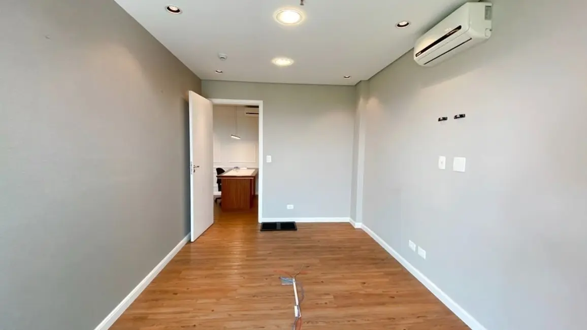 Sala Comercial à venda, 46m2 em Santo Amaro, São Paulo - SP - imagem 9 Foto 9 de Sala Comercial à venda, 46m2 em Santo Amaro, São Paulo - SP