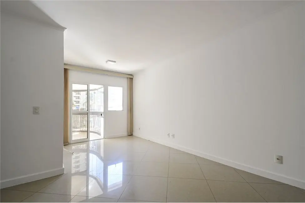 Foto 2 de Apartamento com 3 quartos à venda, 100m2 em Indianópolis, São Paulo - SP