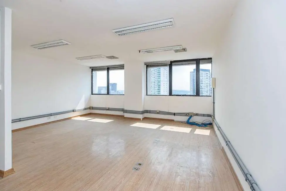 Foto 2 de Sala Comercial à venda, 122m2 em Santo Amaro, São Paulo - SP
