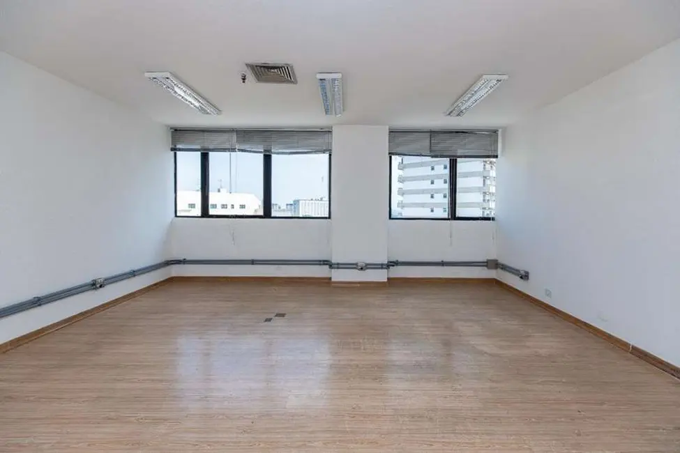 Sala Comercial à venda, 122m2 em Santo Amaro, São Paulo - SP - imagem 5 Foto 5 de Sala Comercial à venda, 122m2 em Santo Amaro, São Paulo - SP