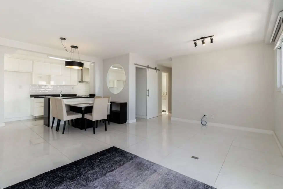 Foto 3 de Apartamento com 2 quartos à venda, 86m2 em Vila Gumercindo, São Paulo - SP