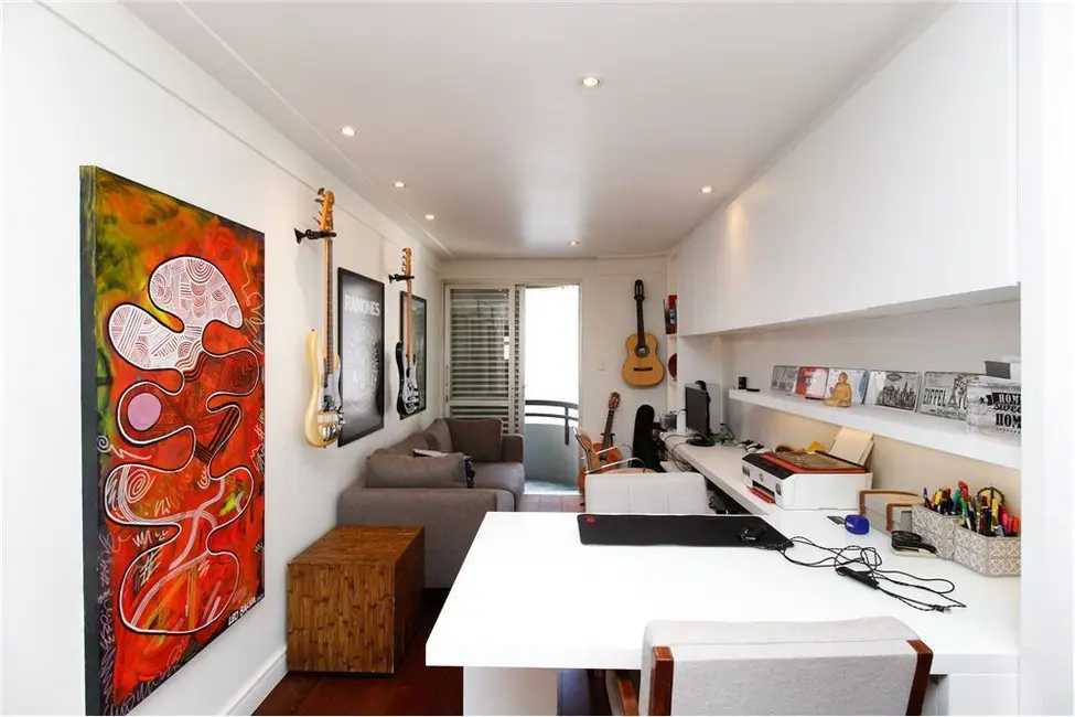 Apartamento com 4 quartos à venda, 138m2 em Aclimação, São Paulo - SP - imagem 5 Foto 5 de Apartamento com 4 quartos à venda, 138m2 em Aclimação, São Paulo - SP