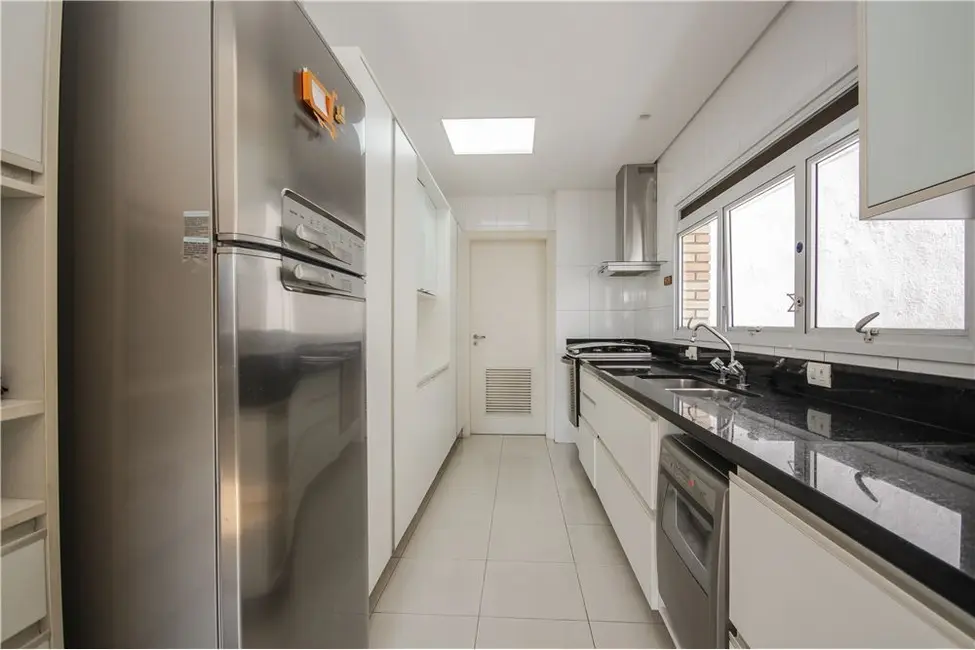 Apartamento com 3 quartos à venda, 234m2 em Perdizes, São Paulo - SP - imagem 8 Foto 8 de Apartamento com 3 quartos à venda, 234m2 em Perdizes, São Paulo - SP