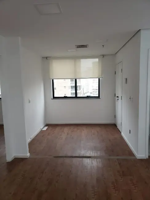 Foto 1 de Loft / Flat à venda e para alugar, 72m2 em Itaim Bibi, São Paulo - SP