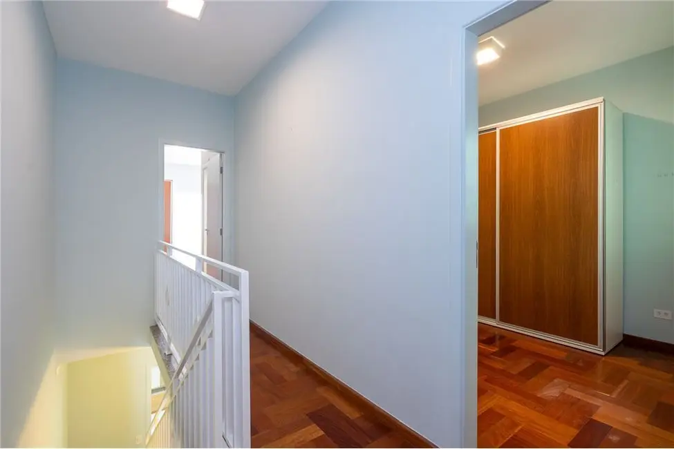 Foto 3 de Casa de Condomínio com 4 quartos à venda, 176m2 em Jardim Peri Peri, São Paulo - SP