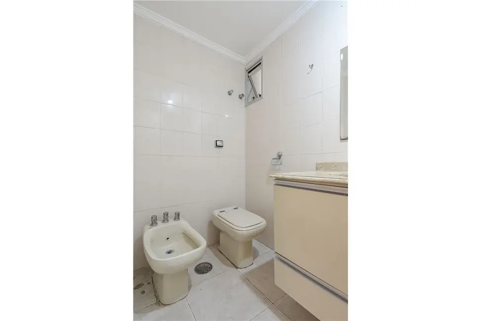 Apartamento com 3 quartos à venda, 161m2 em Moema, São Paulo - SP - imagem 3 Foto 3 de Apartamento com 3 quartos à venda, 161m2 em Moema, São Paulo - SP