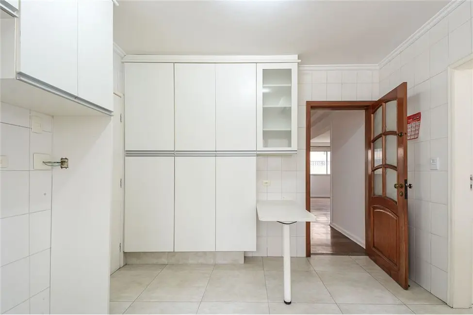 Apartamento com 3 quartos à venda, 161m2 em Moema, São Paulo - SP - imagem 9 Foto 9 de Apartamento com 3 quartos à venda, 161m2 em Moema, São Paulo - SP