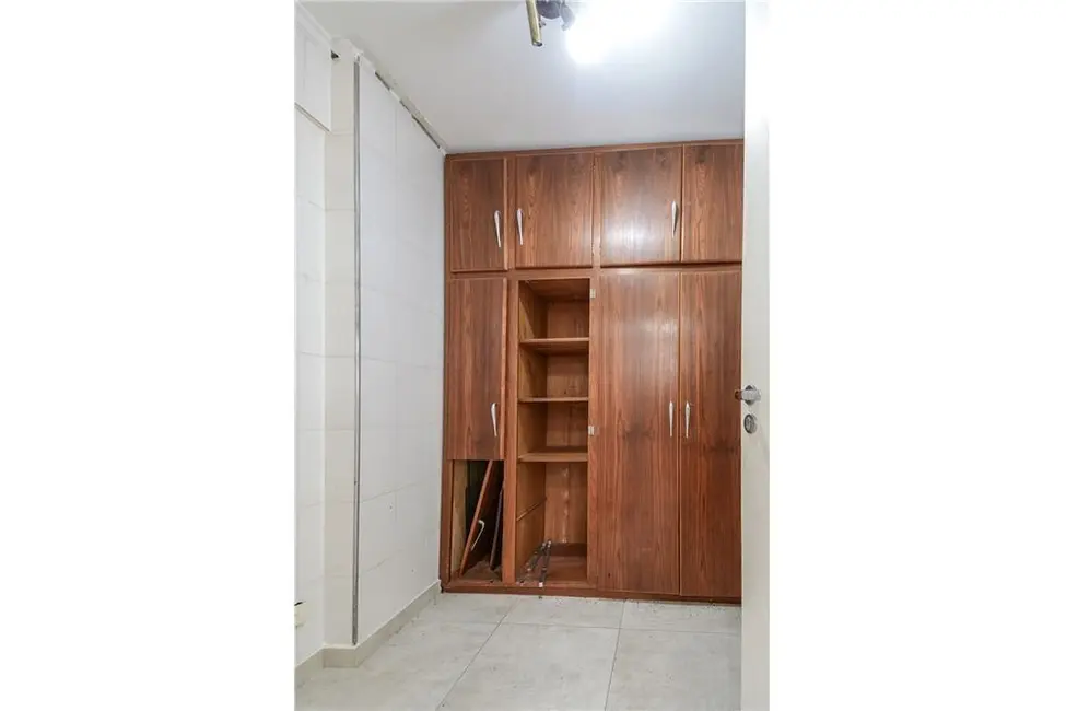 Apartamento com 3 quartos à venda, 161m2 em Moema, São Paulo - SP - imagem 2 Foto 2 de Apartamento com 3 quartos à venda, 161m2 em Moema, São Paulo - SP