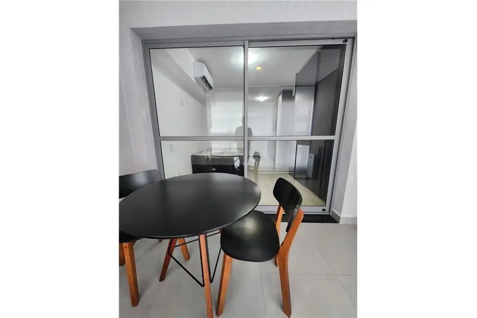 Kitnet com 1 quarto à venda, 30m2 em Pinheiros, São Paulo - SP - imagem 6 Foto 6 de Kitnet com 1 quarto à venda, 30m2 em Pinheiros, São Paulo - SP