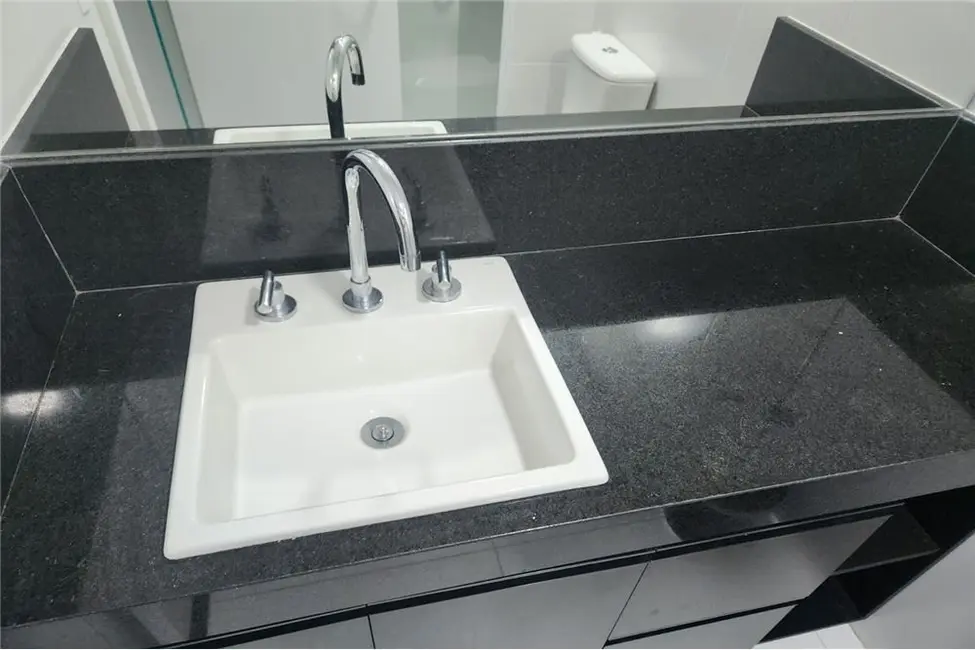 Kitnet com 1 quarto à venda, 30m2 em Pinheiros, São Paulo - SP - imagem 5 Foto 5 de Kitnet com 1 quarto à venda, 30m2 em Pinheiros, São Paulo - SP