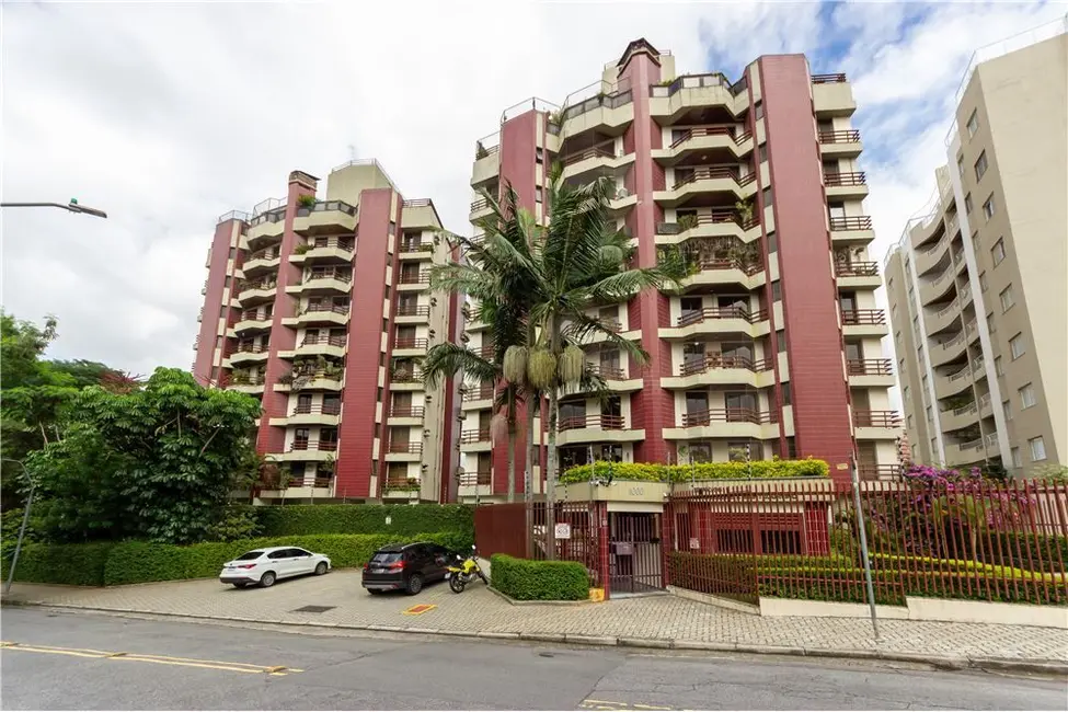 Apartamento com 3 quartos à venda, 138m2 em Vila Sônia, São Paulo - SP - imagem 3 Foto 3 de Apartamento com 3 quartos à venda, 138m2 em Vila Sônia, São Paulo - SP