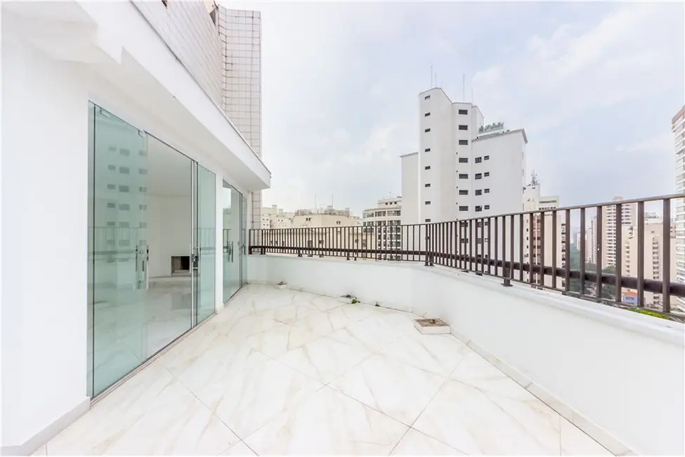 Foto 2 de Cobertura com 3 quartos à venda, 250m2 em Moema, São Paulo - SP