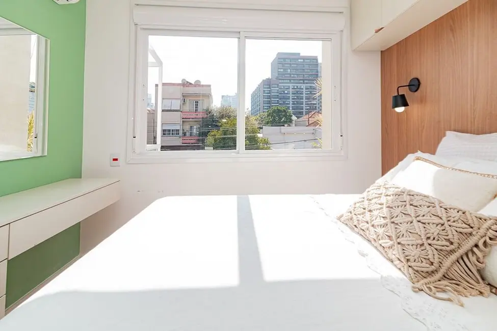Foto 4 de Apartamento com 3 quartos à venda, 73m2 em Rio Branco, Porto Alegre - RS