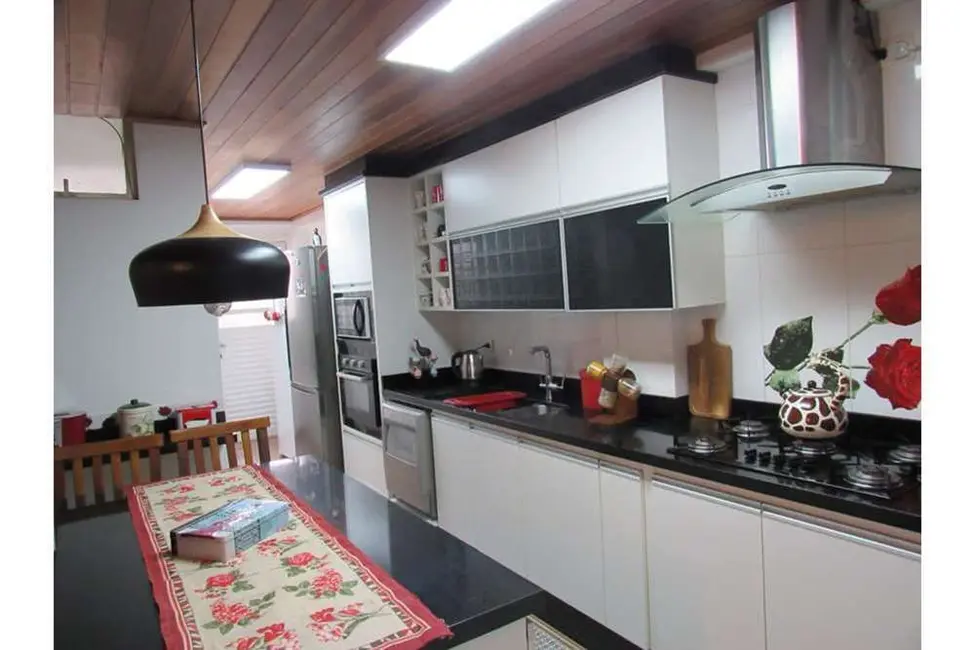 Foto 2 de Casa de Condomínio com 3 quartos à venda, 327m2 em Chácara Belenzinho, São Paulo - SP