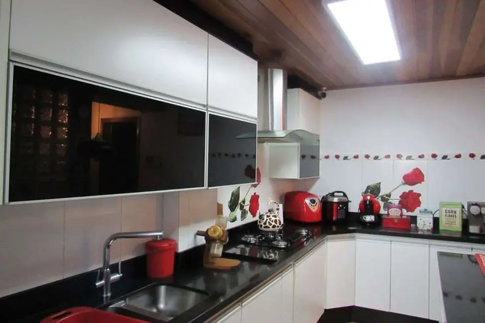 Foto 3 de Casa de Condomínio com 3 quartos à venda, 327m2 em Chácara Belenzinho, São Paulo - SP