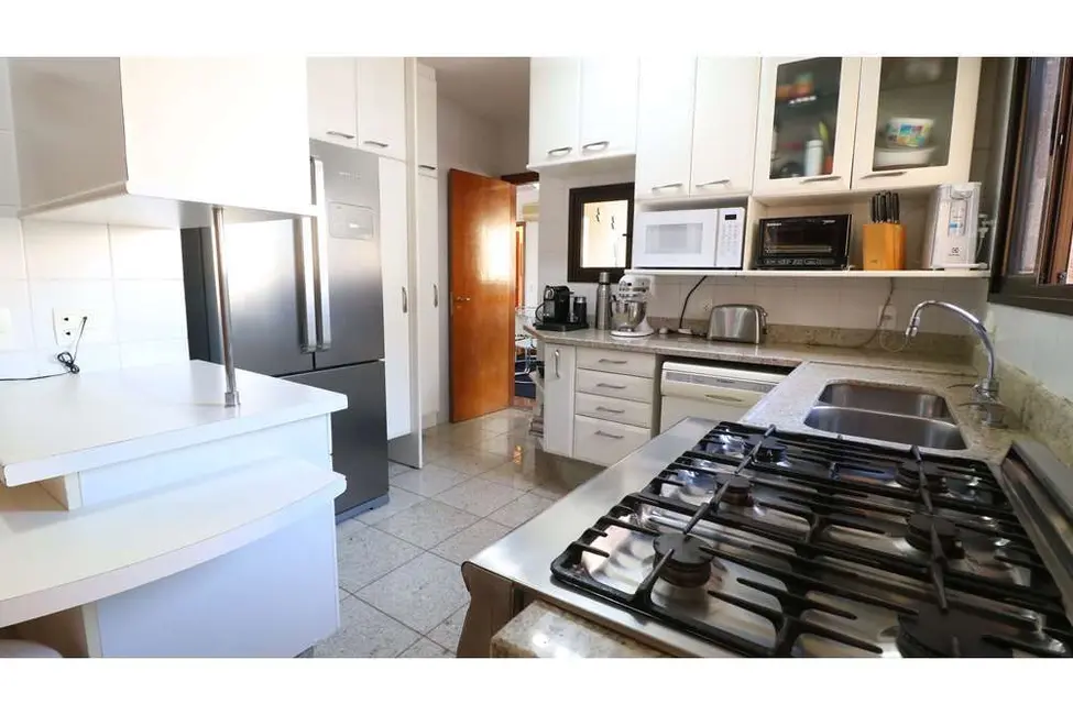 Foto 4 de Apartamento com 4 quartos à venda, 226m2 em Morumbi, São Paulo - SP