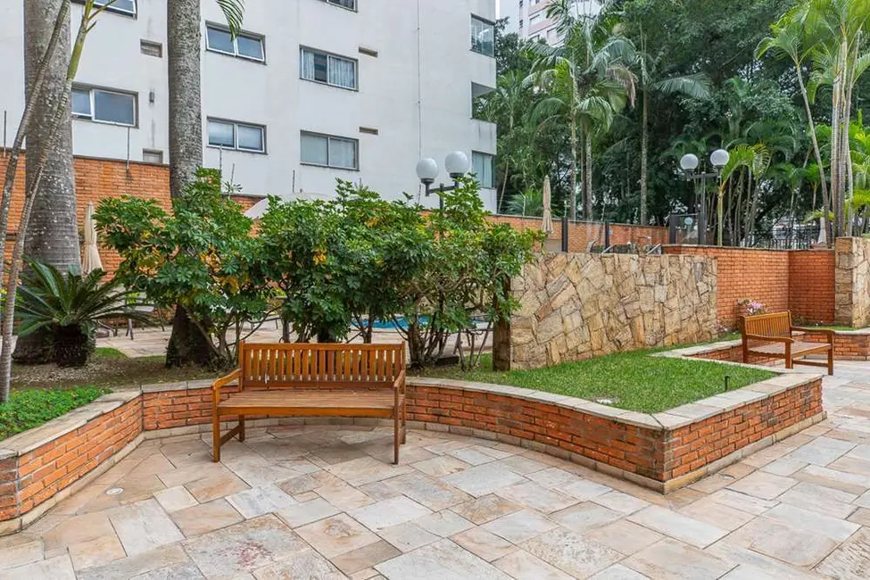 Foto 2 de Apartamento com 3 quartos à venda, 110m2 em Campo Belo, São Paulo - SP