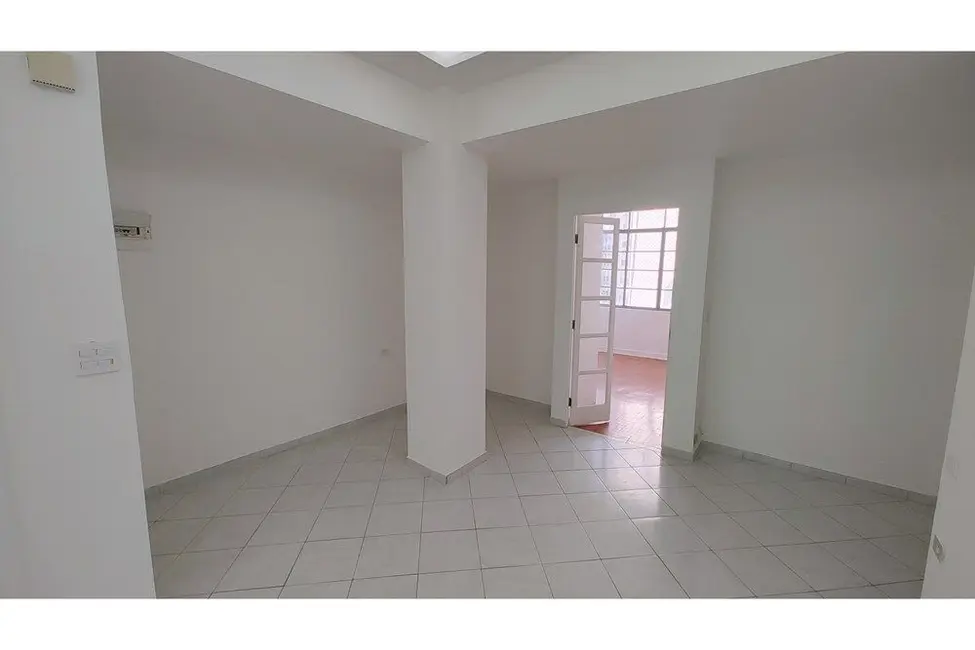 Foto 2 de Apartamento com 2 quartos à venda, 75m2 em Bela Vista, São Paulo - SP