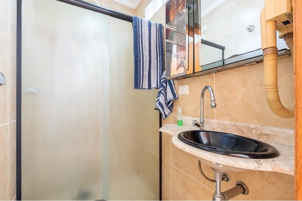 Foto 2 de Casa de Condomínio com 3 quartos à venda, 180m2 em Vila Gumercindo, São Paulo - SP