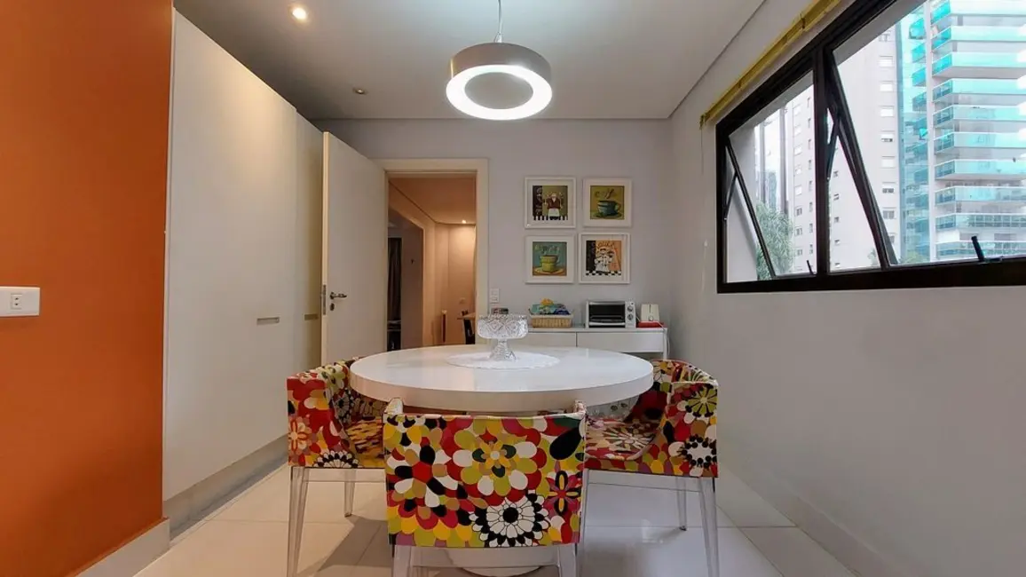 Apartamento com 4 quartos à venda, 246m2 em Itaim Bibi, São Paulo - SP - imagem 6 Foto 6 de Apartamento com 4 quartos à venda, 246m2 em Itaim Bibi, São Paulo - SP