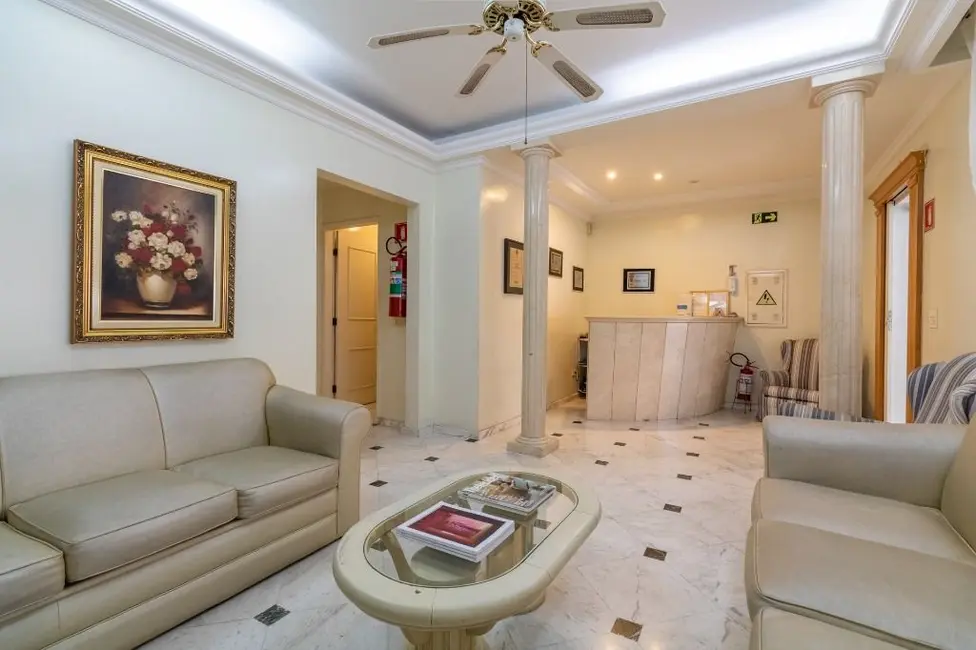 Foto 3 de Casa com 8 quartos para alugar, 146m2 em Vila Nova Conceição, São Paulo - SP