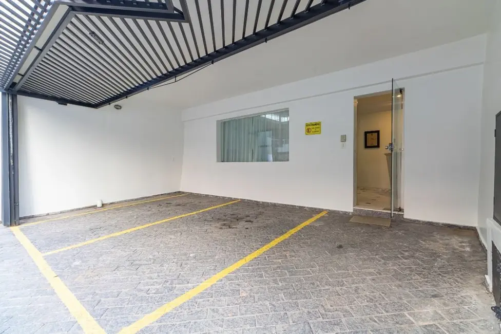 Foto 2 de Casa com 8 quartos para alugar, 146m2 em Vila Nova Conceição, São Paulo - SP