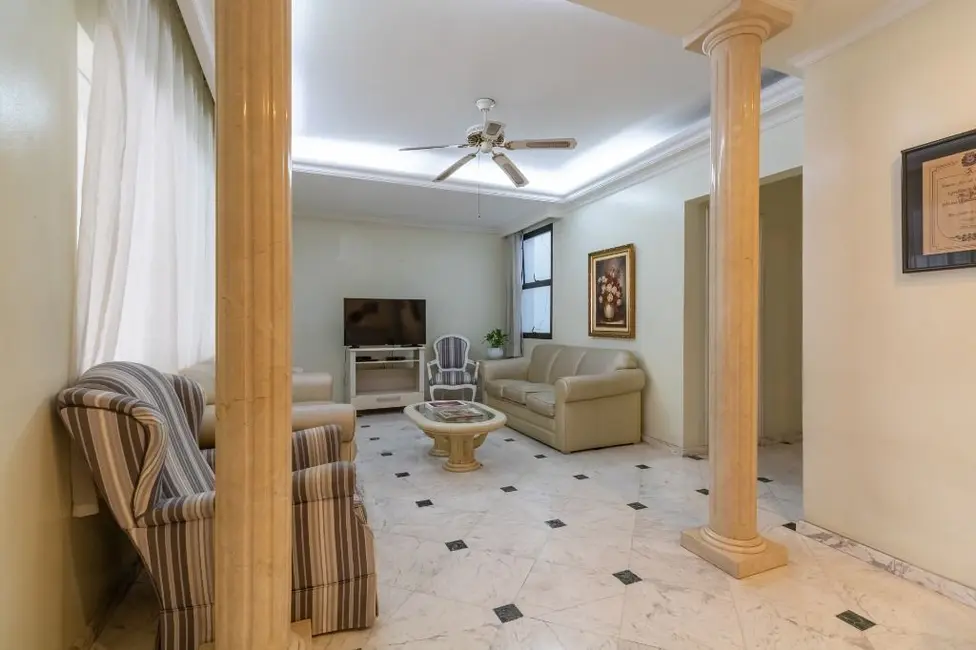 Foto 5 de Casa com 8 quartos para alugar, 146m2 em Vila Nova Conceição, São Paulo - SP