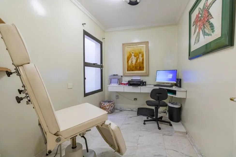 Foto 9 de Casa com 8 quartos para alugar, 146m2 em Vila Nova Conceição, São Paulo - SP