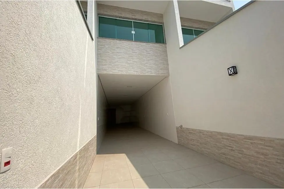 Foto 1 de Casa de Condomínio com 3 quartos à venda, 200m2 em Vila Salete, São Paulo - SP
