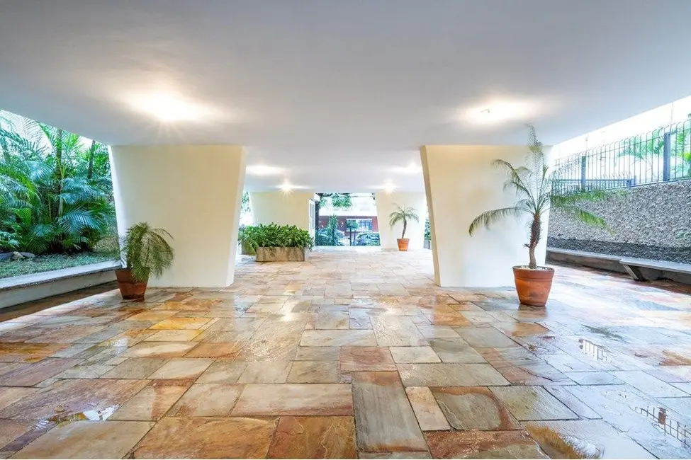 Foto 5 de Apartamento com 3 quartos à venda, 170m2 em Cerqueira César, São Paulo - SP