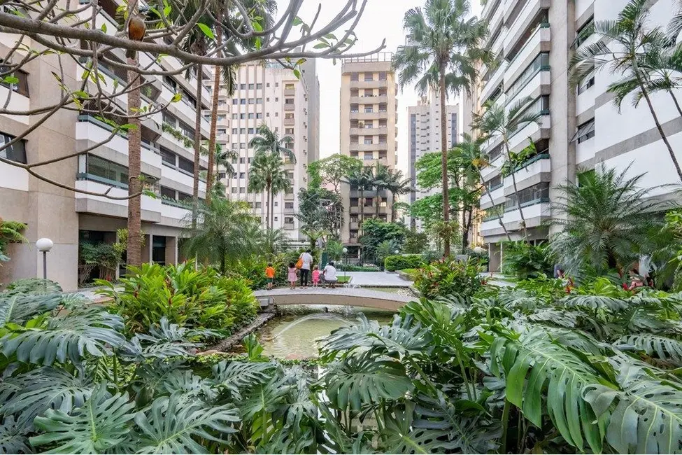 Foto 2 de Apartamento com 3 quartos à venda, 147m2 em Vila Uberabinha, São Paulo - SP