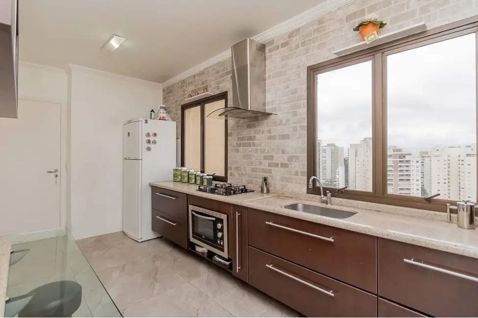 Apartamento com 3 quartos à venda, 130m2 em Vila Suzana, São Paulo - SP - imagem 7 Foto 7 de Apartamento com 3 quartos à venda, 130m2 em Vila Suzana, São Paulo - SP