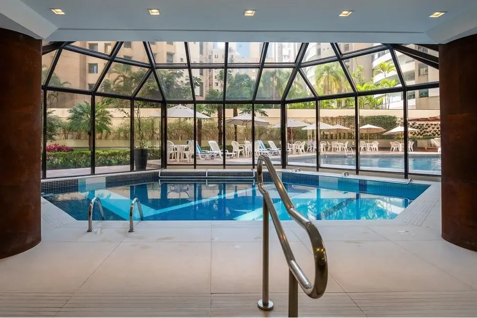 Apartamento com 3 quartos à venda, 120m2 em Moema, São Paulo - SP - imagem 9 Foto 9 de Apartamento com 3 quartos à venda, 120m2 em Moema, São Paulo - SP