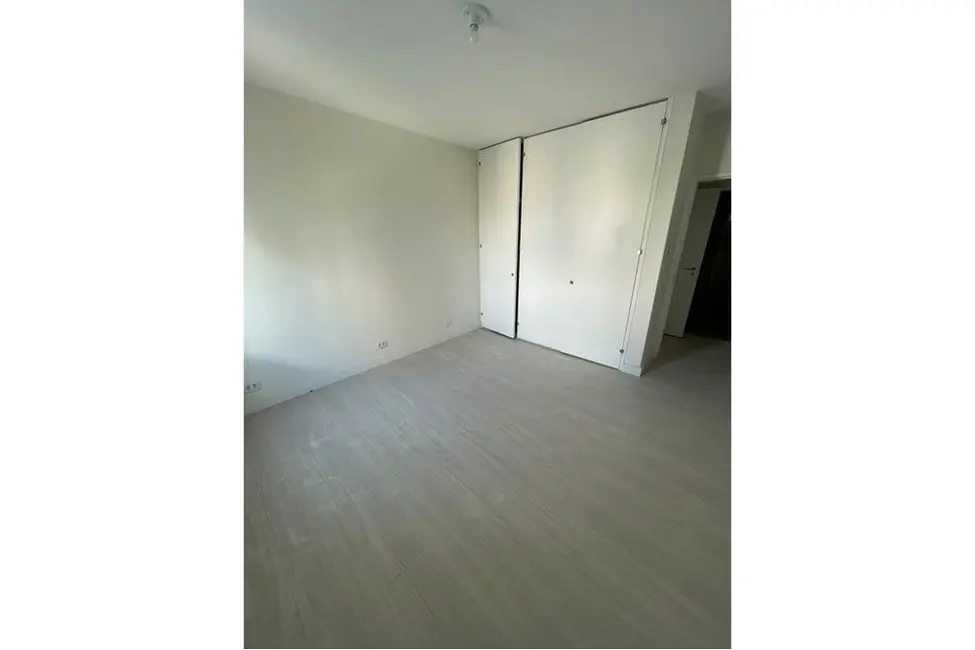 Apartamento com 3 quartos à venda, 137m2 em Aclimação, São Paulo - SP - imagem 2 Foto 2 de Apartamento com 3 quartos à venda, 137m2 em Aclimação, São Paulo - SP