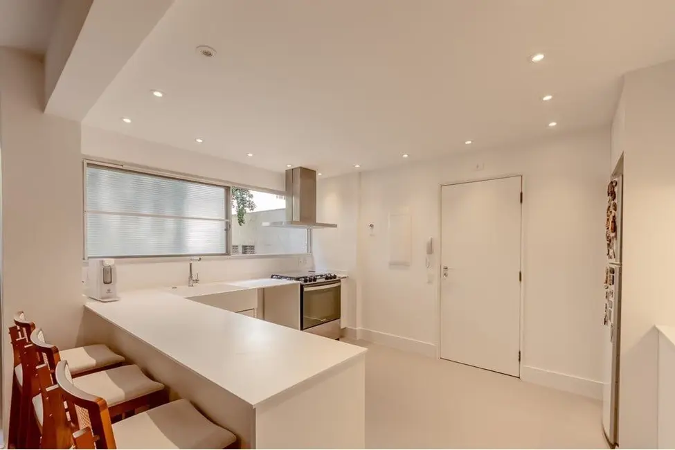 Apartamento com 4 quartos à venda, 223m2 em Cerqueira César, São Paulo - SP - imagem 8 Foto 8 de Apartamento com 4 quartos à venda, 223m2 em Cerqueira César, São Paulo - SP