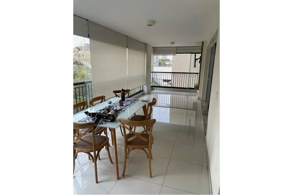 Apartamento com 3 quartos à venda, 192m2 em Aclimação, São Paulo - SP - imagem 3 Foto 3 de Apartamento com 3 quartos à venda, 192m2 em Aclimação, São Paulo - SP