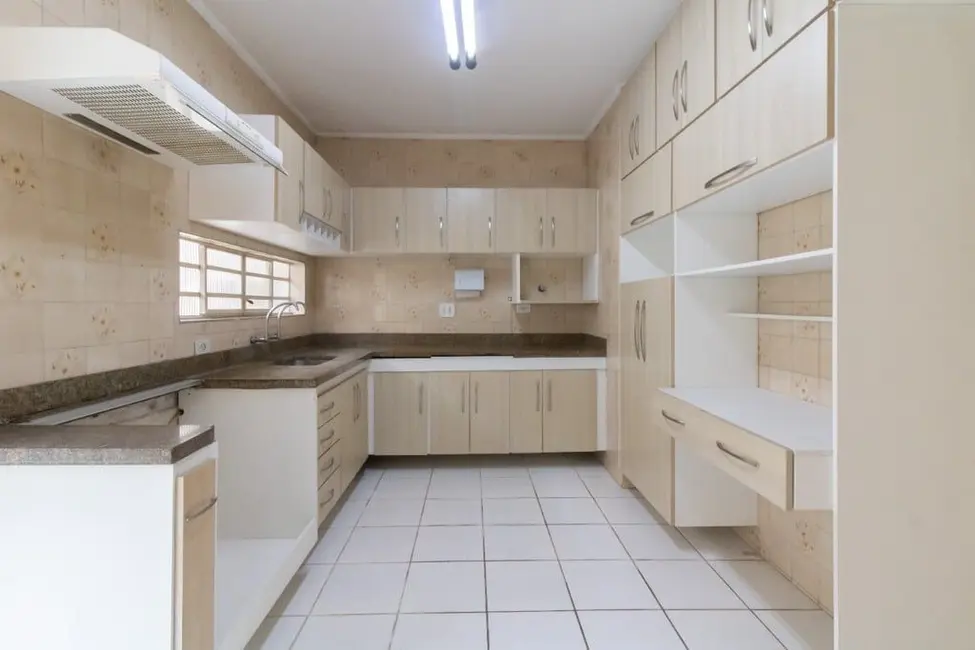 Casa de Condomínio com 3 quartos à venda, 215m2 em Jardim Santa Francisca, Guarulhos - SP - imagem 8 Foto 8 de Casa de Condomínio com 3 quartos à venda, 215m2 em Jardim Santa Francisca, Guarulhos - SP