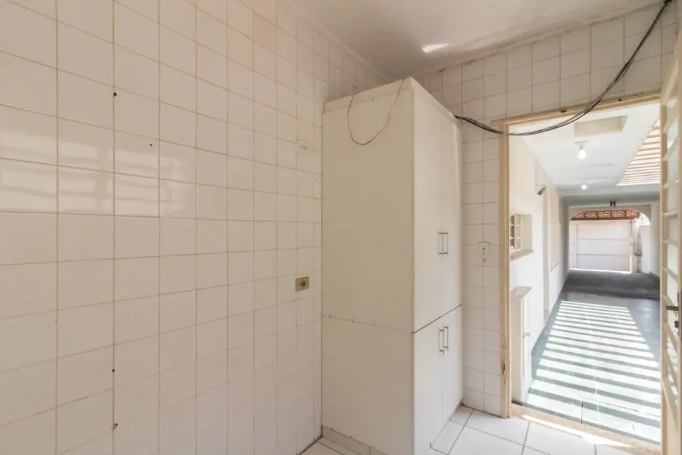 Casa de Condomínio com 3 quartos à venda, 215m2 em Jardim Santa Francisca, Guarulhos - SP - imagem 9 Foto 9 de Casa de Condomínio com 3 quartos à venda, 215m2 em Jardim Santa Francisca, Guarulhos - SP