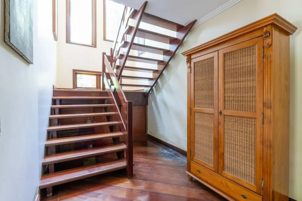 Foto 9 de Casa de Condomínio com 3 quartos à venda, 376m2 em Transurb, Itapevi - SP