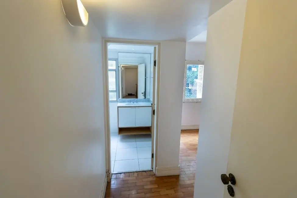 Foto 8 de Apartamento com 3 quartos à venda, 129m2 em Itaim Bibi, São Paulo - SP