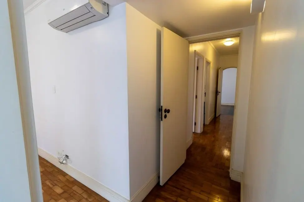 Foto 5 de Apartamento com 3 quartos à venda, 129m2 em Itaim Bibi, São Paulo - SP